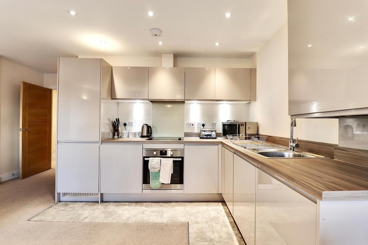 Sapphire Serviced Apartment Chelmsford Exterior foto