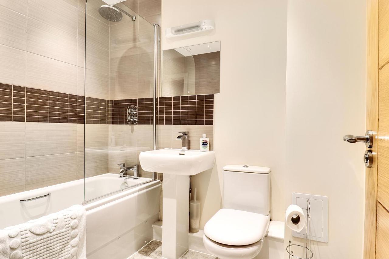 Sapphire Serviced Apartment Chelmsford Exterior foto